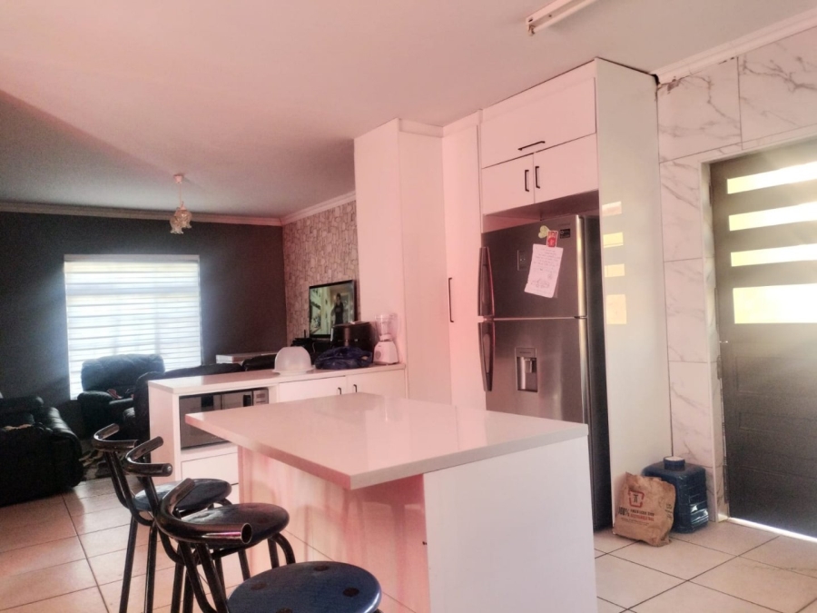 3 Bedroom Property for Sale in Mandela View Free State